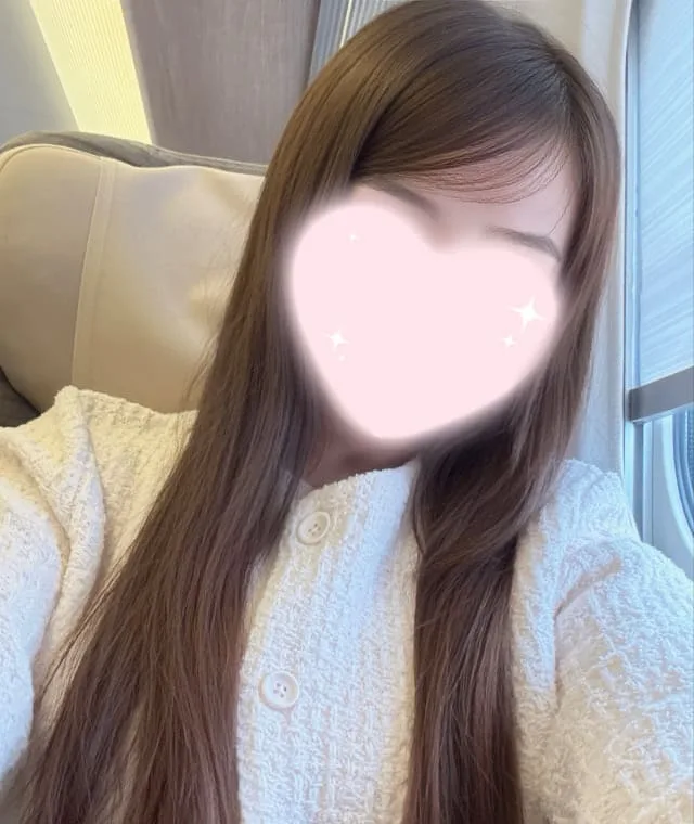 黒川えな