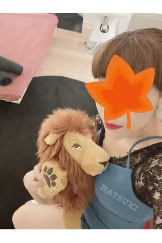 夏木ひとみ