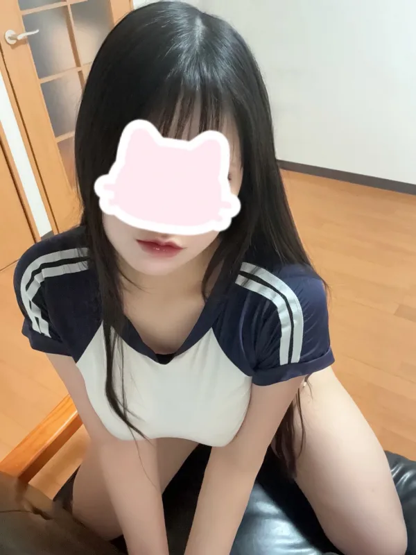 愛須もえ