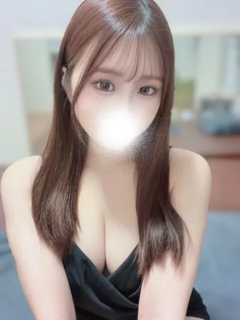 若葉ひな