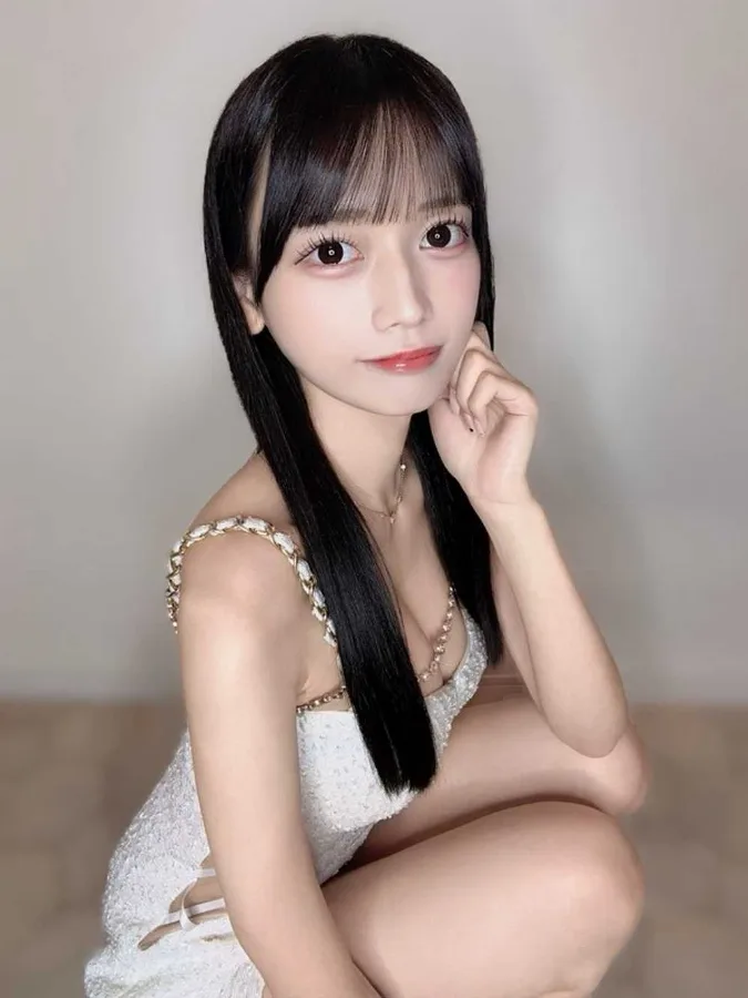 水瀬ひな