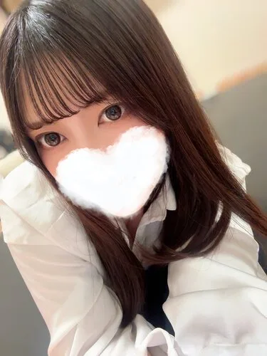 椿みな