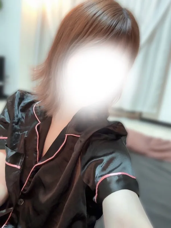 麻生 みな