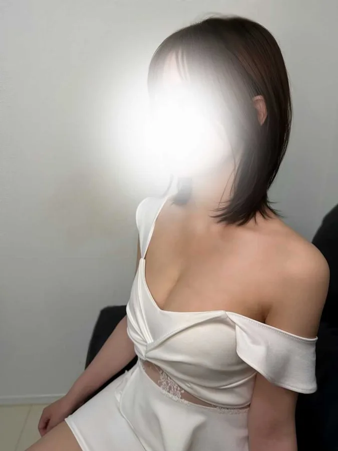 篠崎 しおり