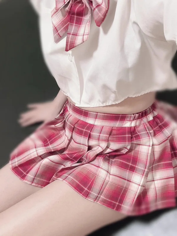 愛乃もえ