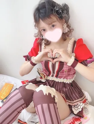 飛鳥みおん〜愛嬌抜群の美女