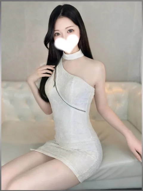 桐谷さりな