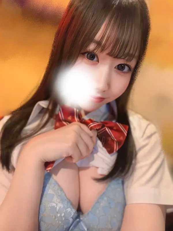 白咲ももな