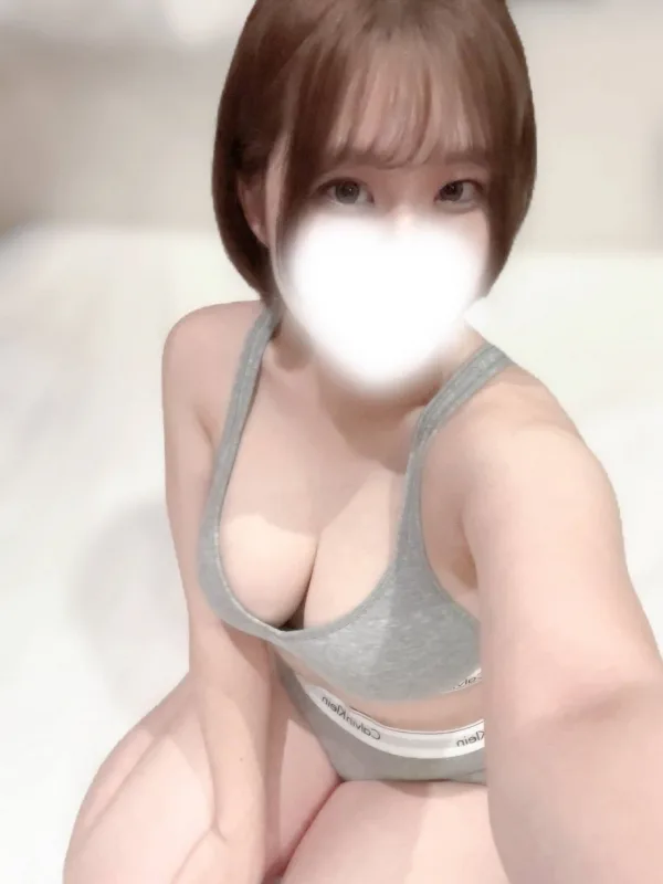ももな