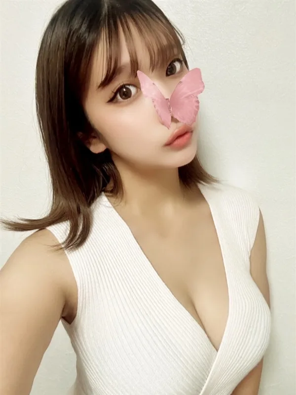 栗山 にいな