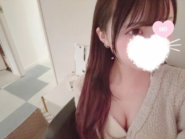 波咲ゆあ