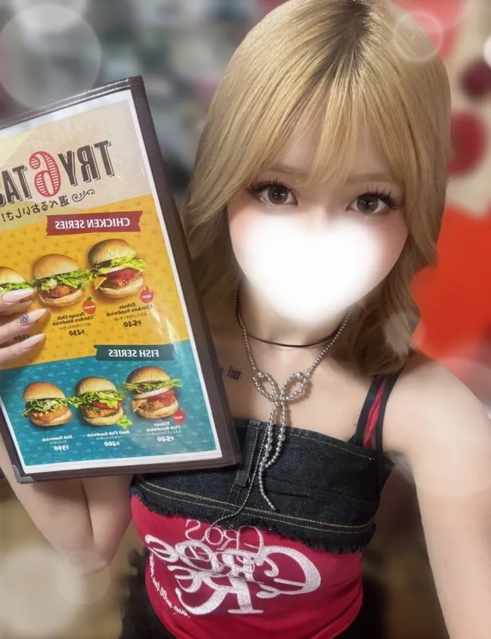 橘ナナ
