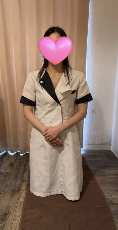 ★【純白セクシー妻】ともかさん