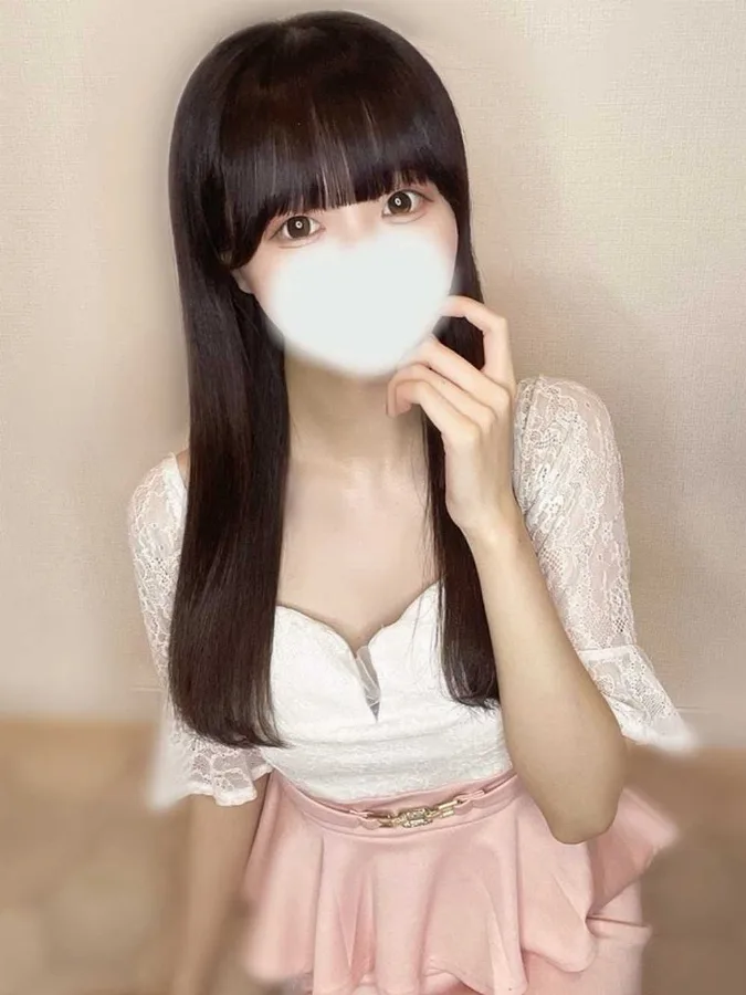 茉城ひなこ
