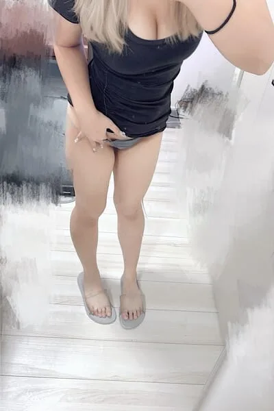 黒崎みなみ