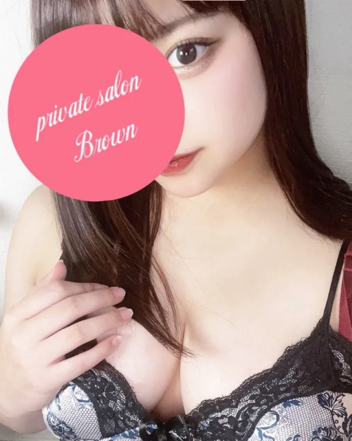 結城なな