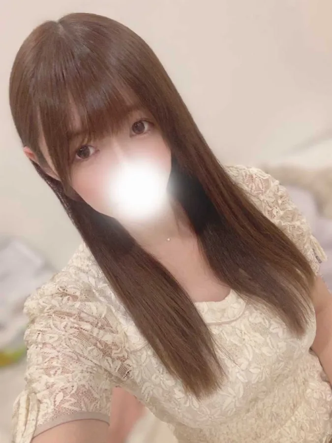 月乃かえで
