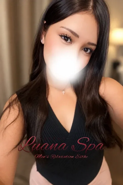 ハナ(19)