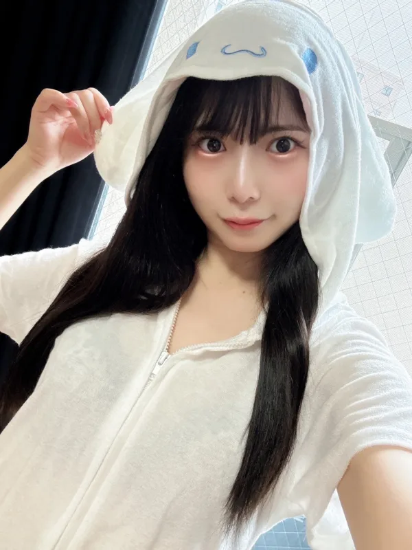 綾瀬 くるみ