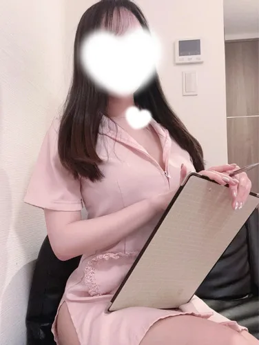 小鳥遊ひな