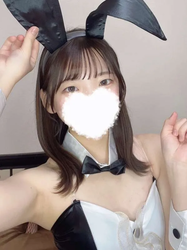 Hina（ヒナ）