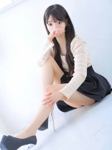 櫻井 まりな