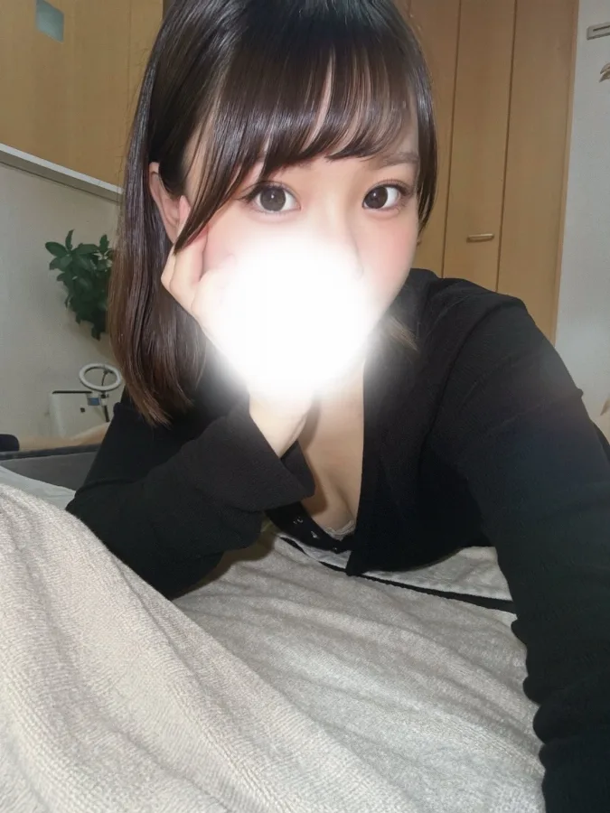 あやな