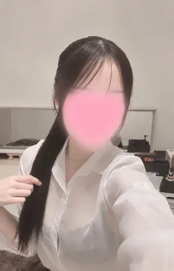 れいひ(22)