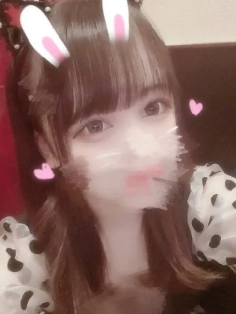 皐月にこ