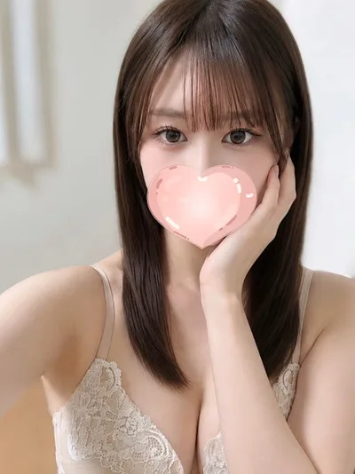 りあ【一目で惹かれる♡美人セラピスト】