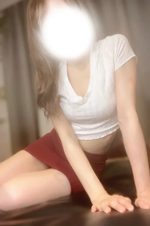 芹沢ももの