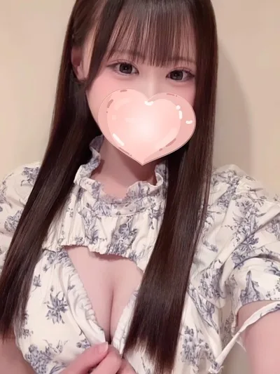 もあ【透き通る白肌♡神スタイル美女】