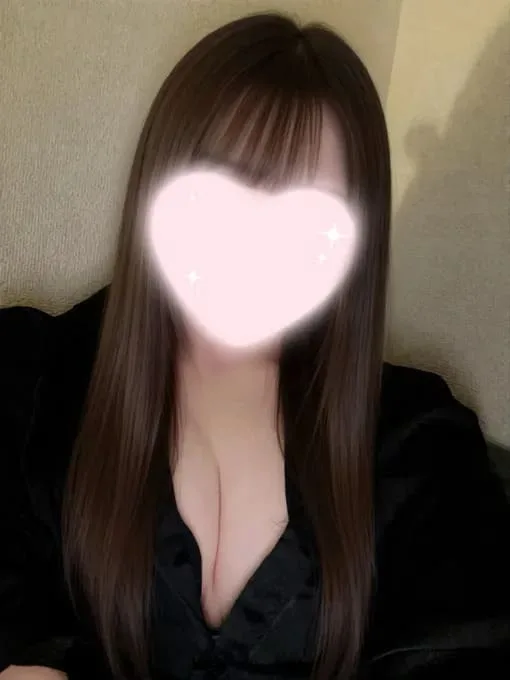 黒川えな