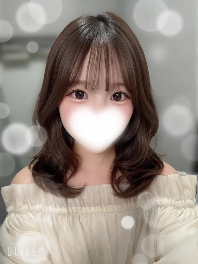 白石ひな