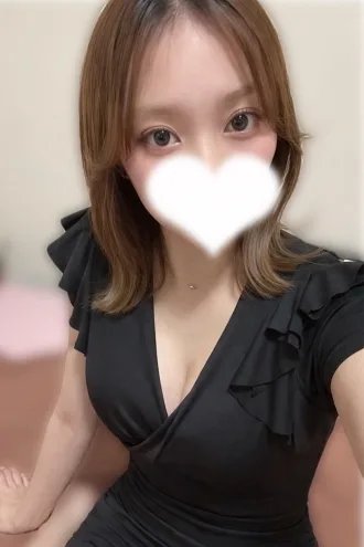 月城せりな