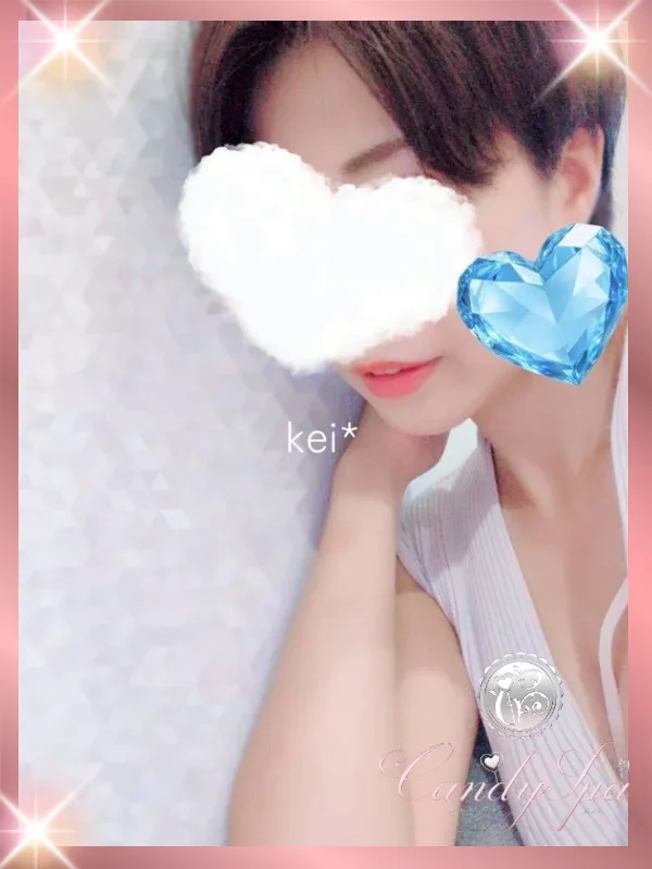 三吉 けい Kei