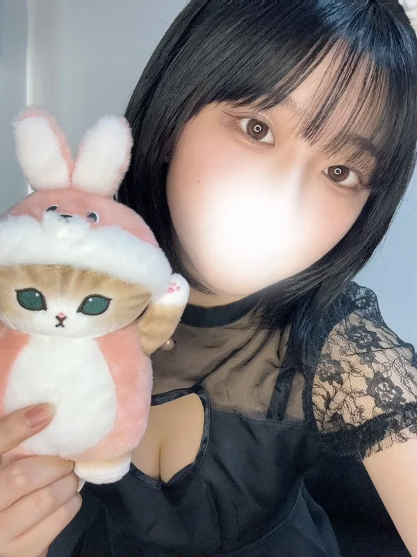みい