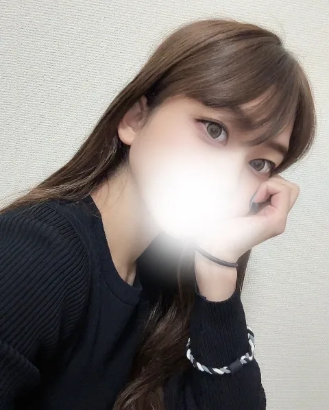 暁せいな