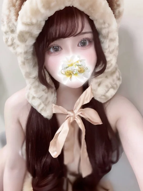 美谷あやめ