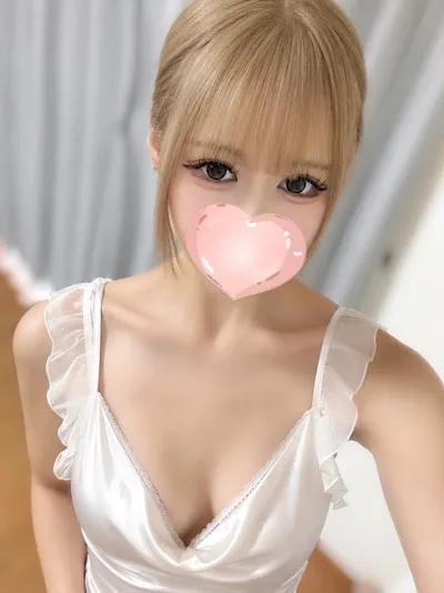 ゆあ【距離感バグる♡小悪魔セラピスト】