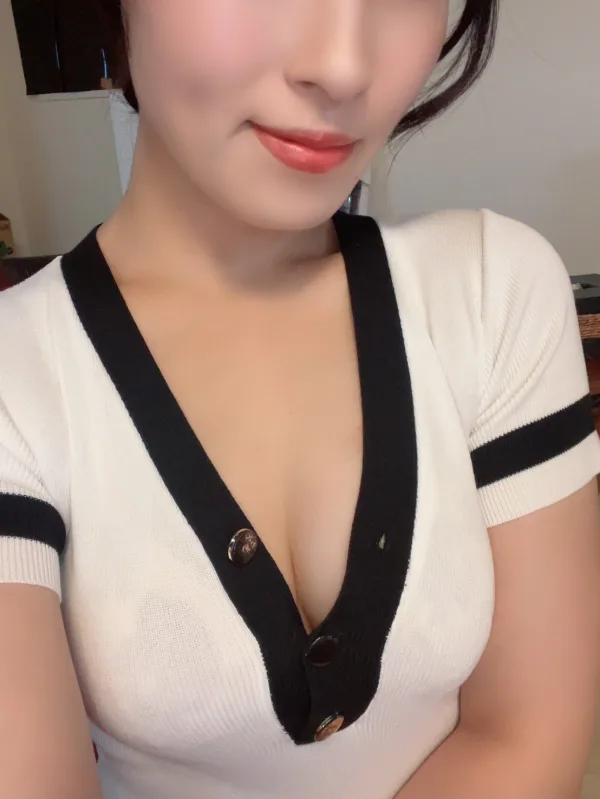 咲間ゆな