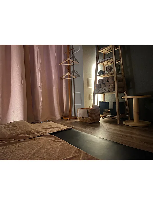 blush room