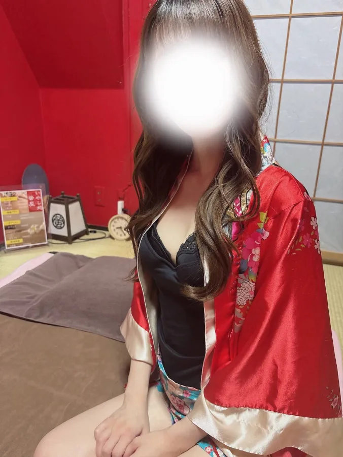 しのぶ7月12日デビュー