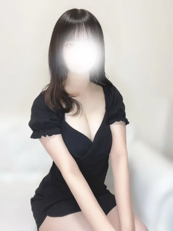 飯田なぎ