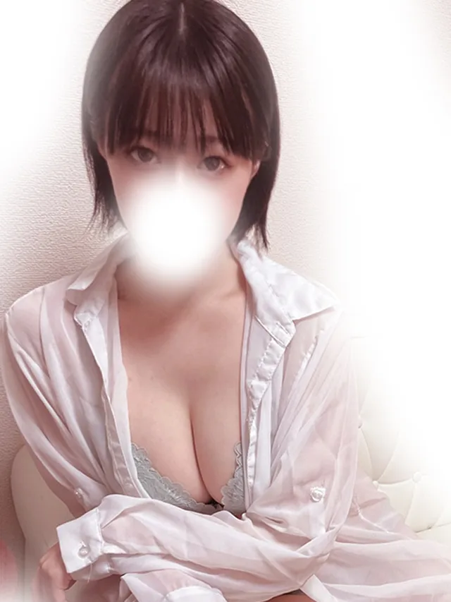 櫻井まひろ