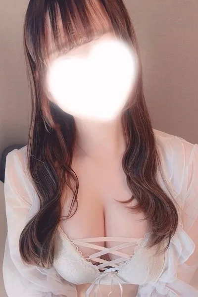真鍋 りりか