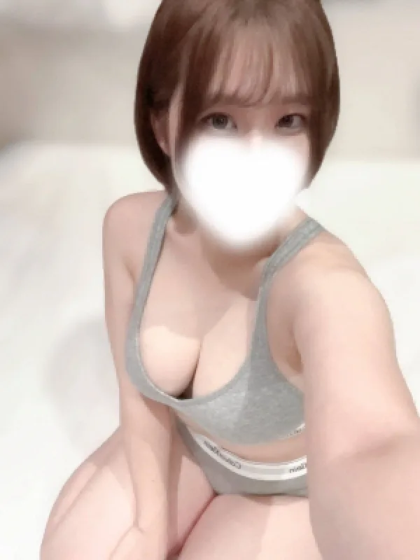 ももな