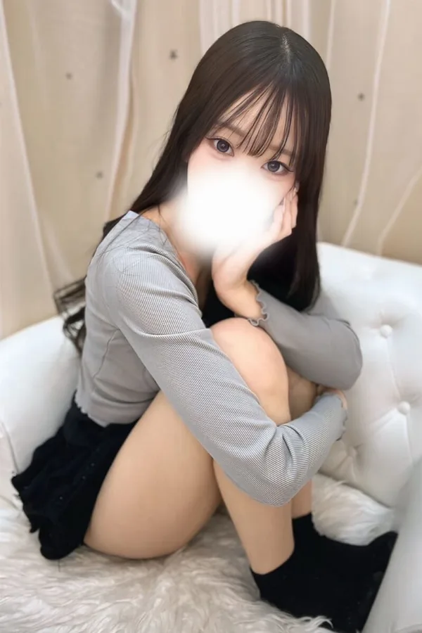 小春ゆみ