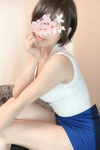 岡 マルミ