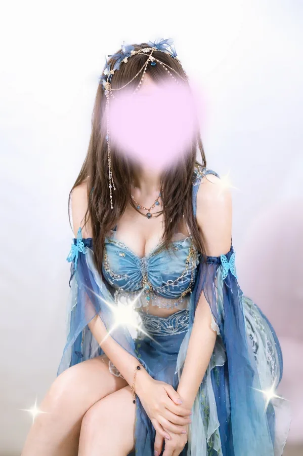 中野つきひ